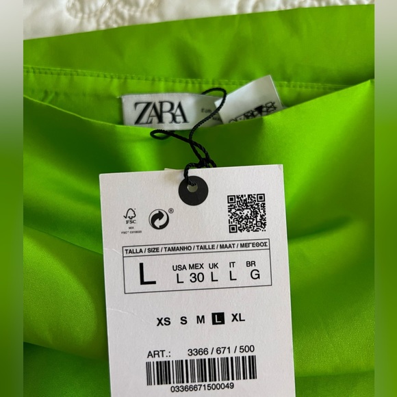 Zara Green Skirt - Picture 14 of 14